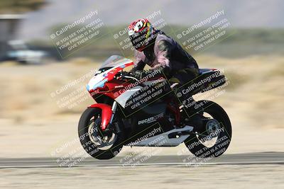 media/Dec-01-2025-Moto Forza (Mon) [[2daa91e15f]]/1-Advanced Group/Session 3 Turn 3 Exit Bump Pans/
